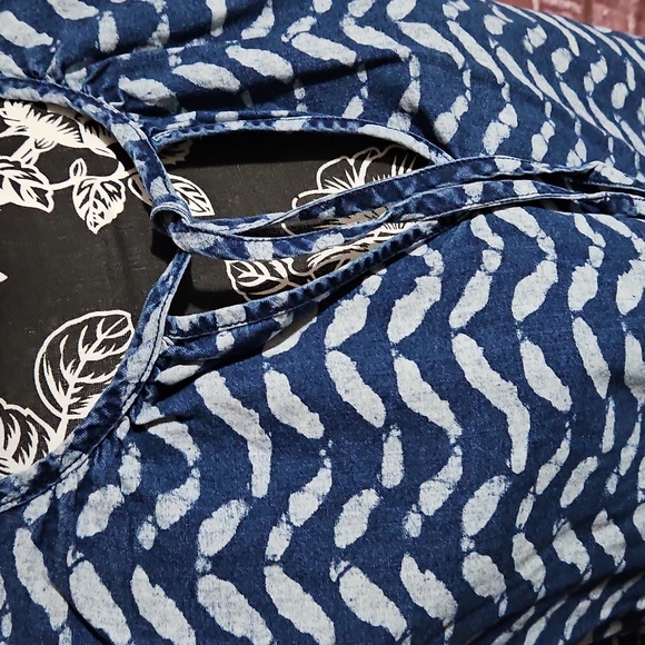 Madewell Navy and White Wave Blouse - Picture 2 of 9